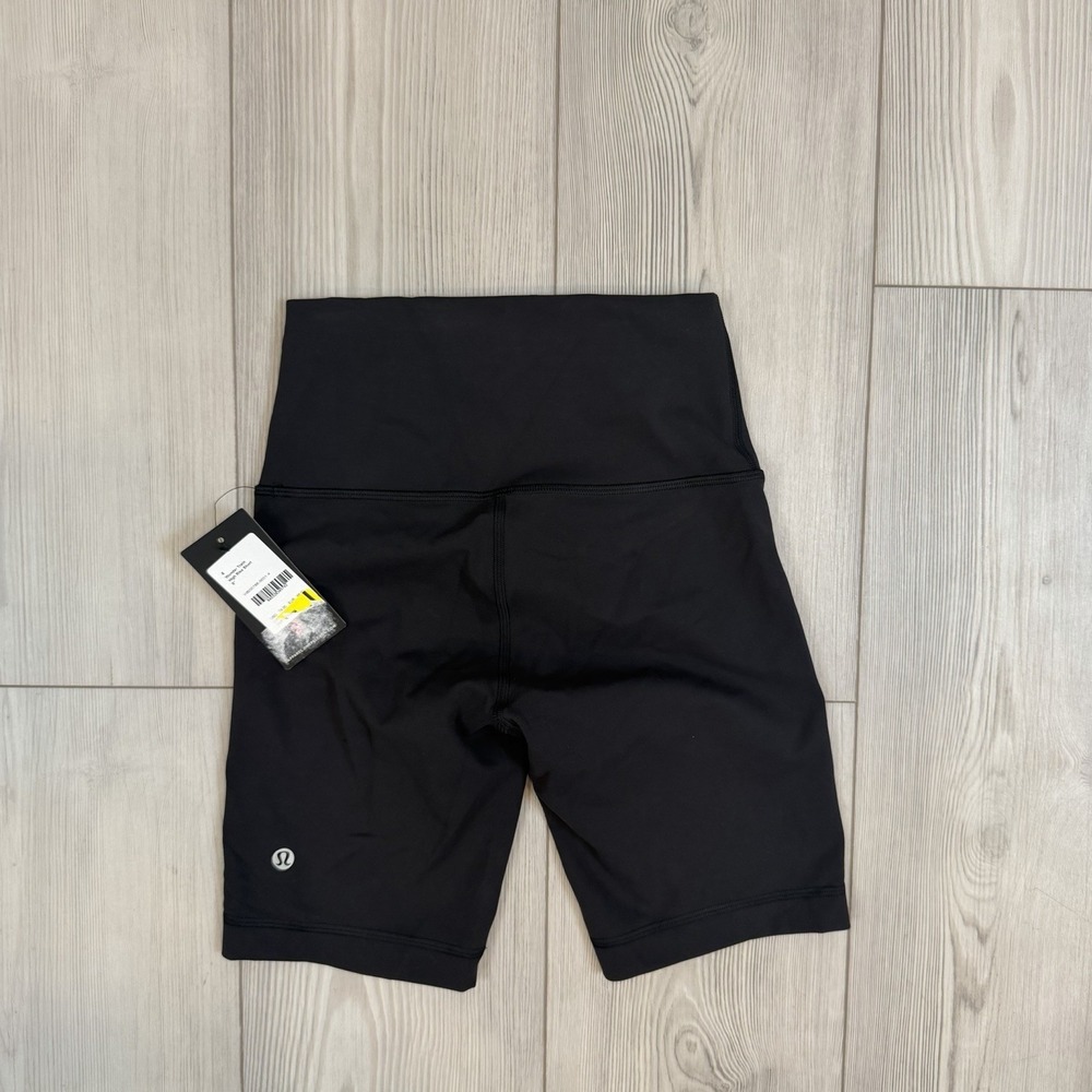 NWT Lululemon x Peloton Wunder Train High Rise Short 8" Inseam Black Size 4